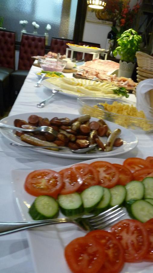 Hotel Rodizio Ug Wolfsburg Ngoại thất bức ảnh
