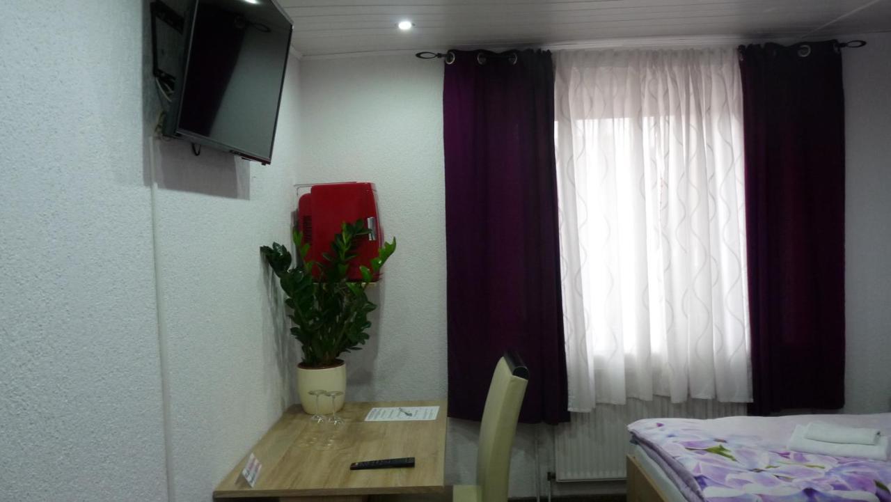 Hotel Rodizio Ug Wolfsburg Ngoại thất bức ảnh
